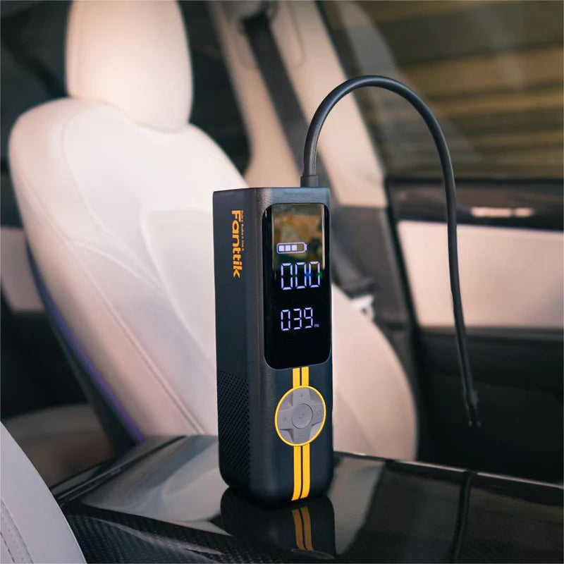 Fanttik X8 APEX™ Tire Inflator Deluxe Package