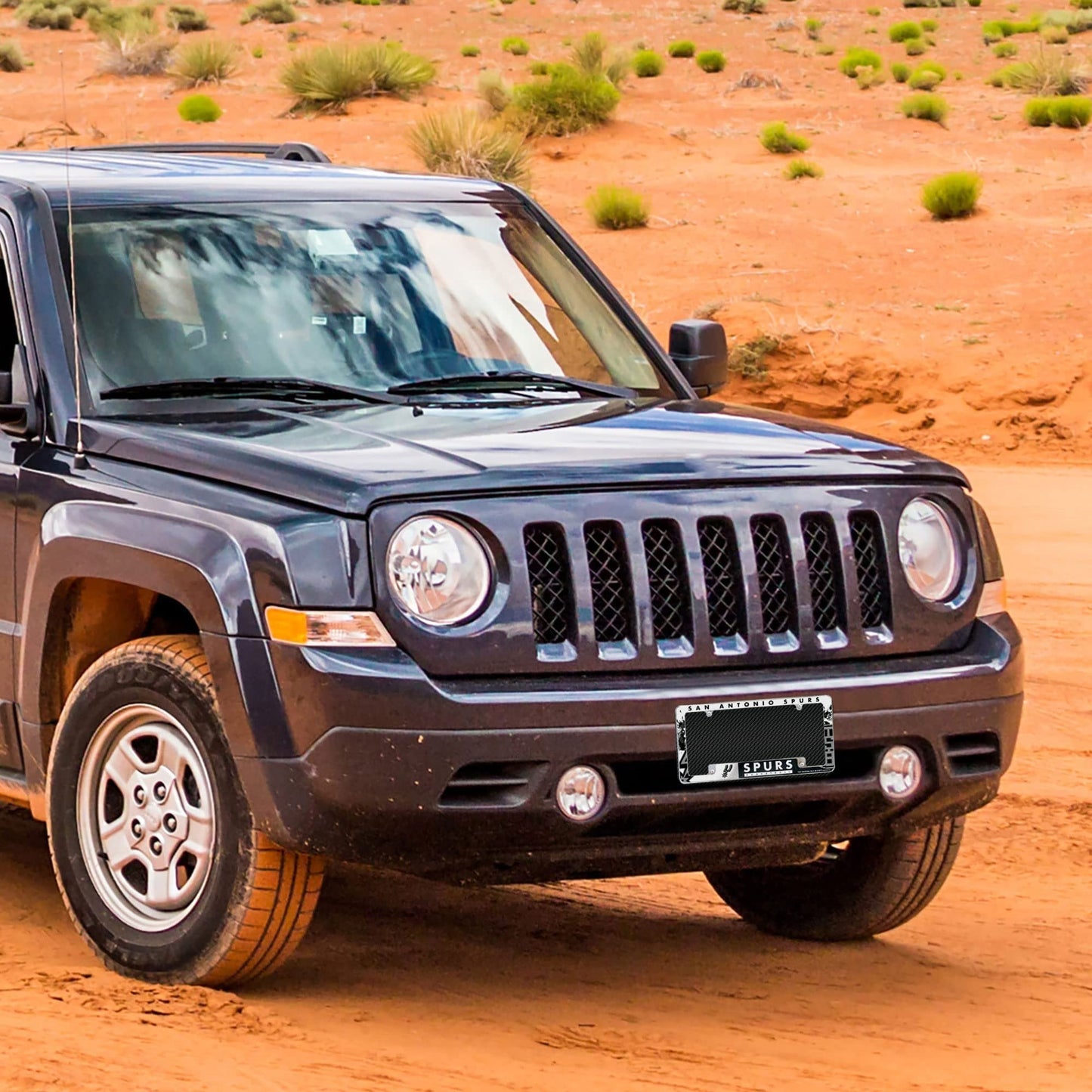 Tampa Bay Buccaneers Chrome Metal License Plate Frame Tag Cover, Carbon Fiber Design, 12x6 Inch